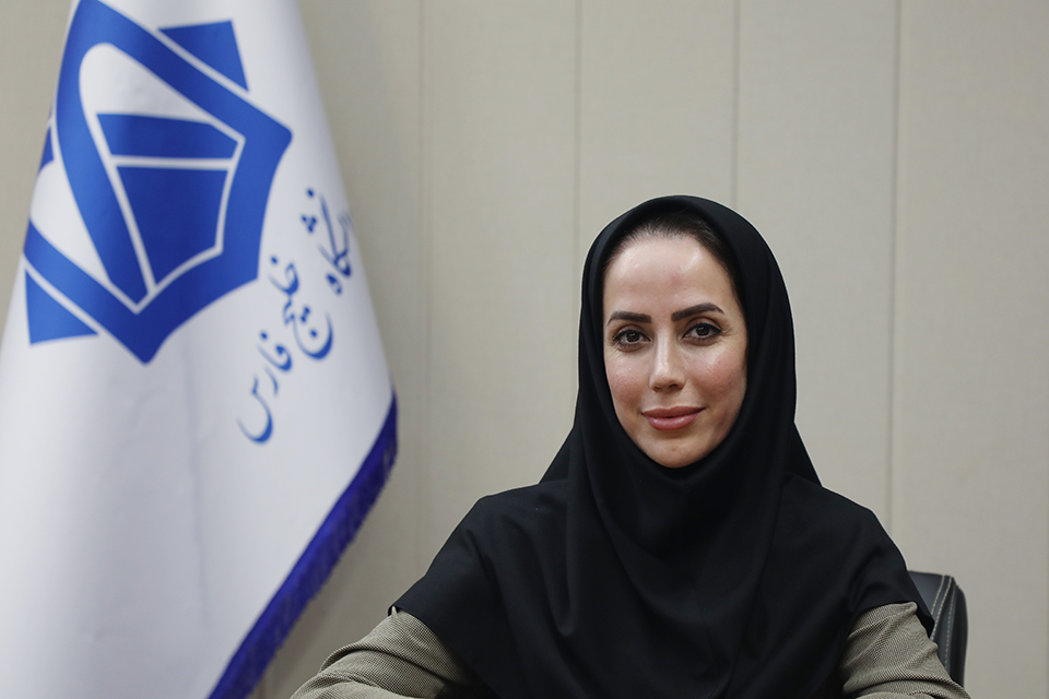  Afsaneh  Mahmoudinia